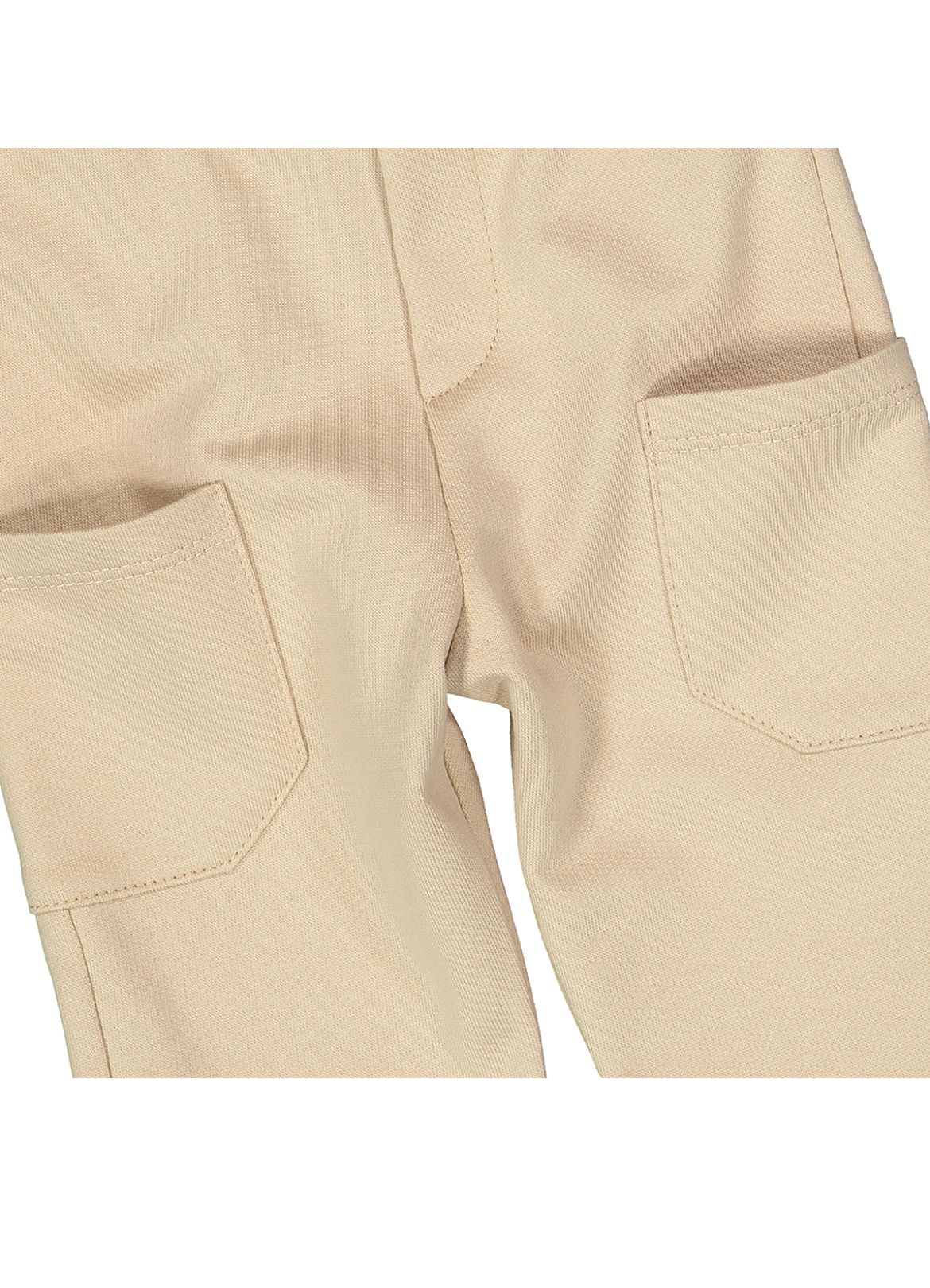 e300a3a5 6c42 42ce 8bf5 ce3c89b98272